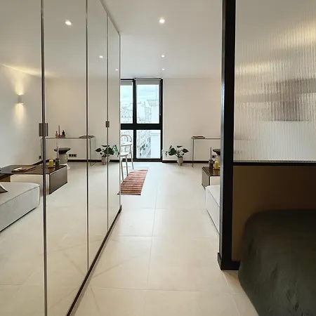 Thesuite - Parmentier - Monthly Only Apartment